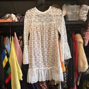 Brand New Michael Kors White Lace Summer dress in XS. Worn 1x. Fits like a SM.